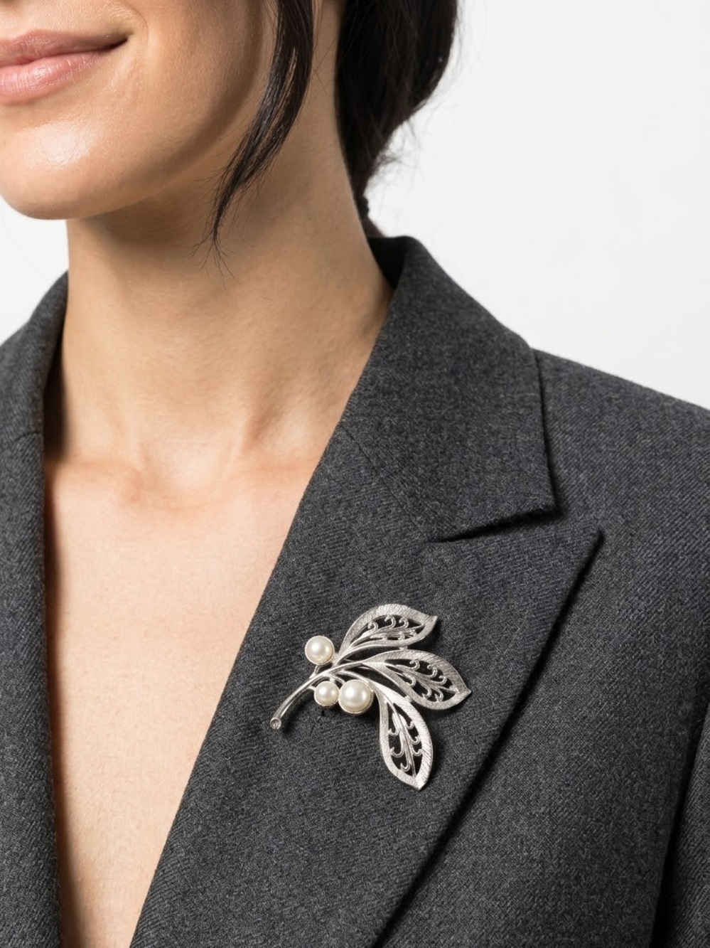 Sarah Coventry Elegant Silver Leaf Brooch with Pearls - Women Jewelry